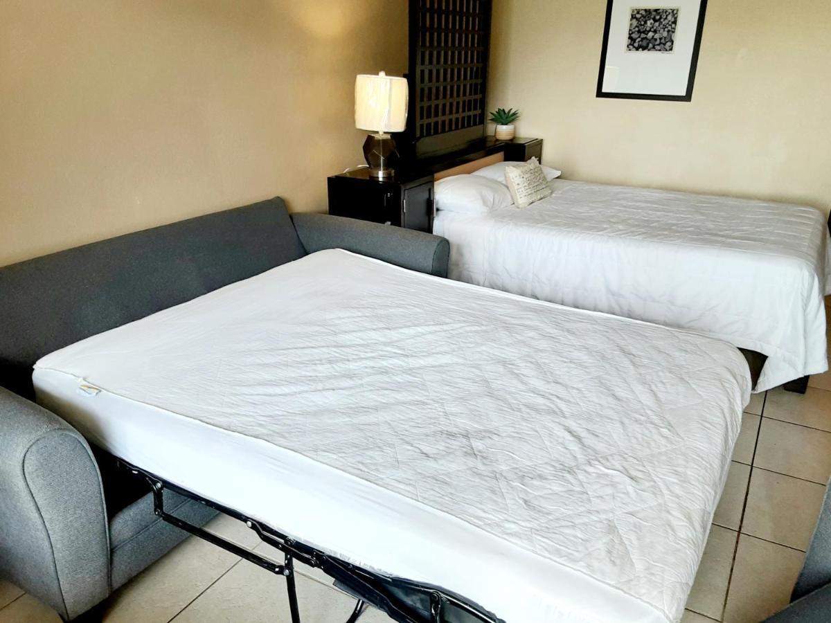 Charming One Bedroom Resort-Style Studio With Pool And Beach Access 러스킨 외부 사진
